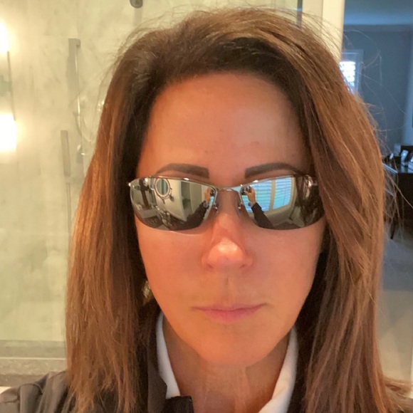 Sunglasses - Picture 4 of 4